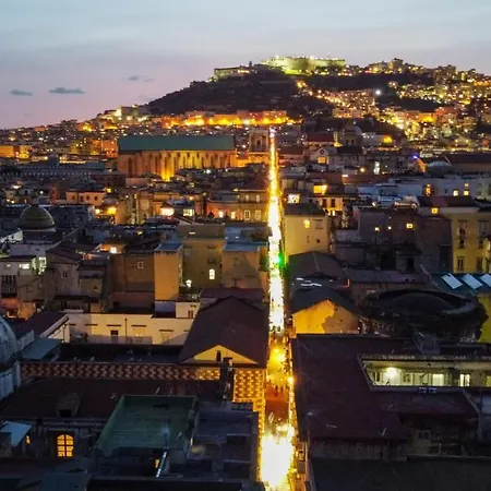 Gregorius Diamerisma Panoramic Terrace נאפולי