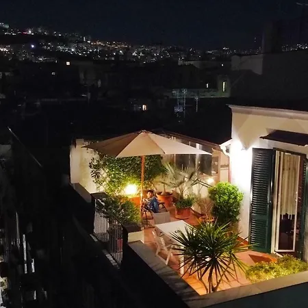 Gregorius Diamerisma Panoramic Terrace * Nápoly